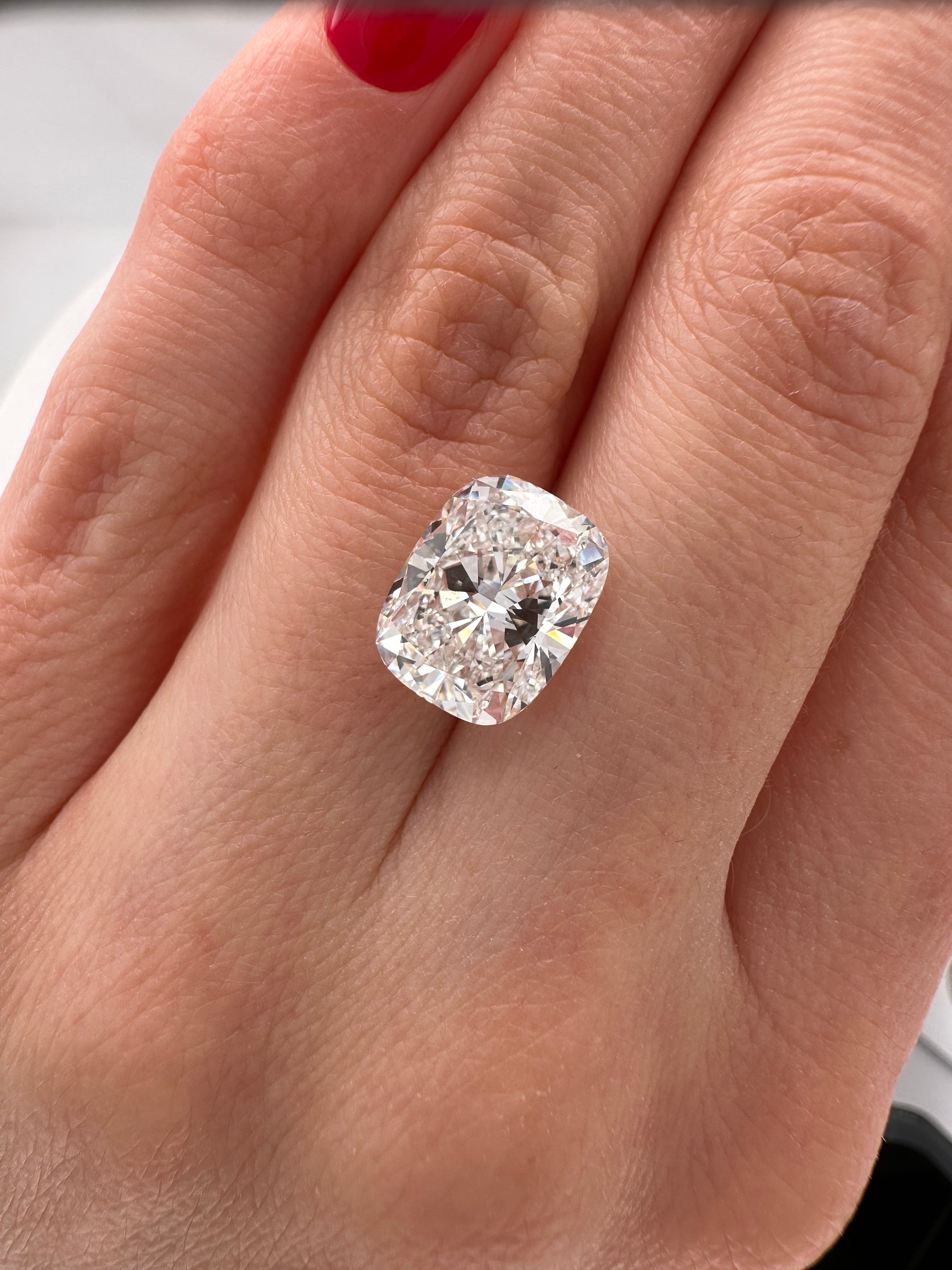 5.12 CARAT LAB DIAMOND LONG CUSHION