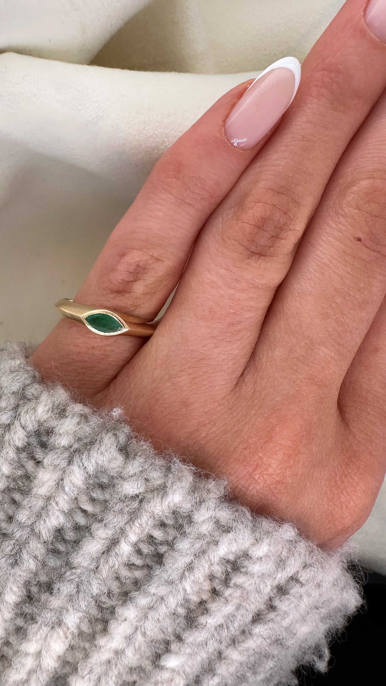 KNIFE’S EDGE PINKY RING