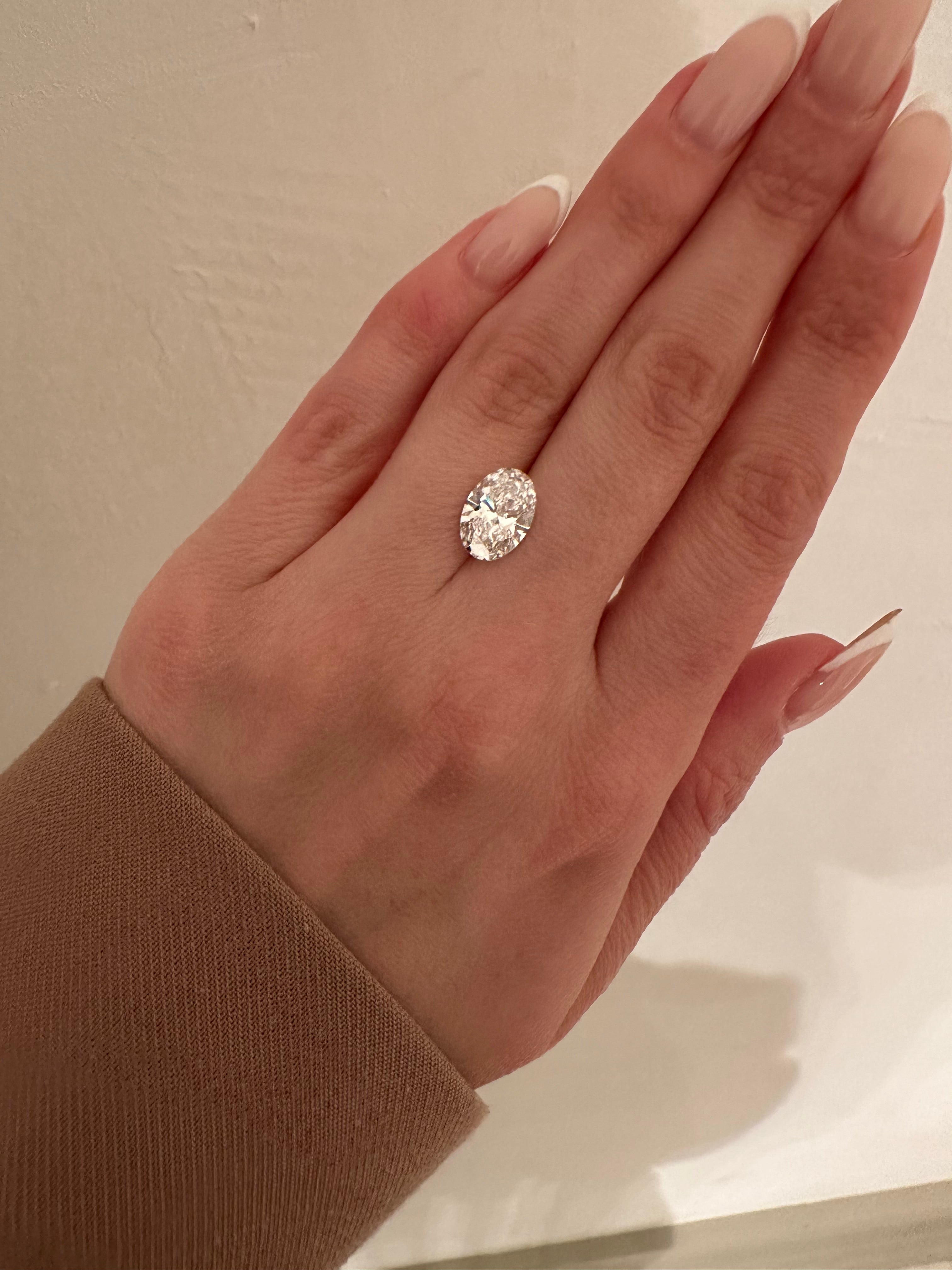 2.58 CARAT OVAL LAB GROWN DIAMOND