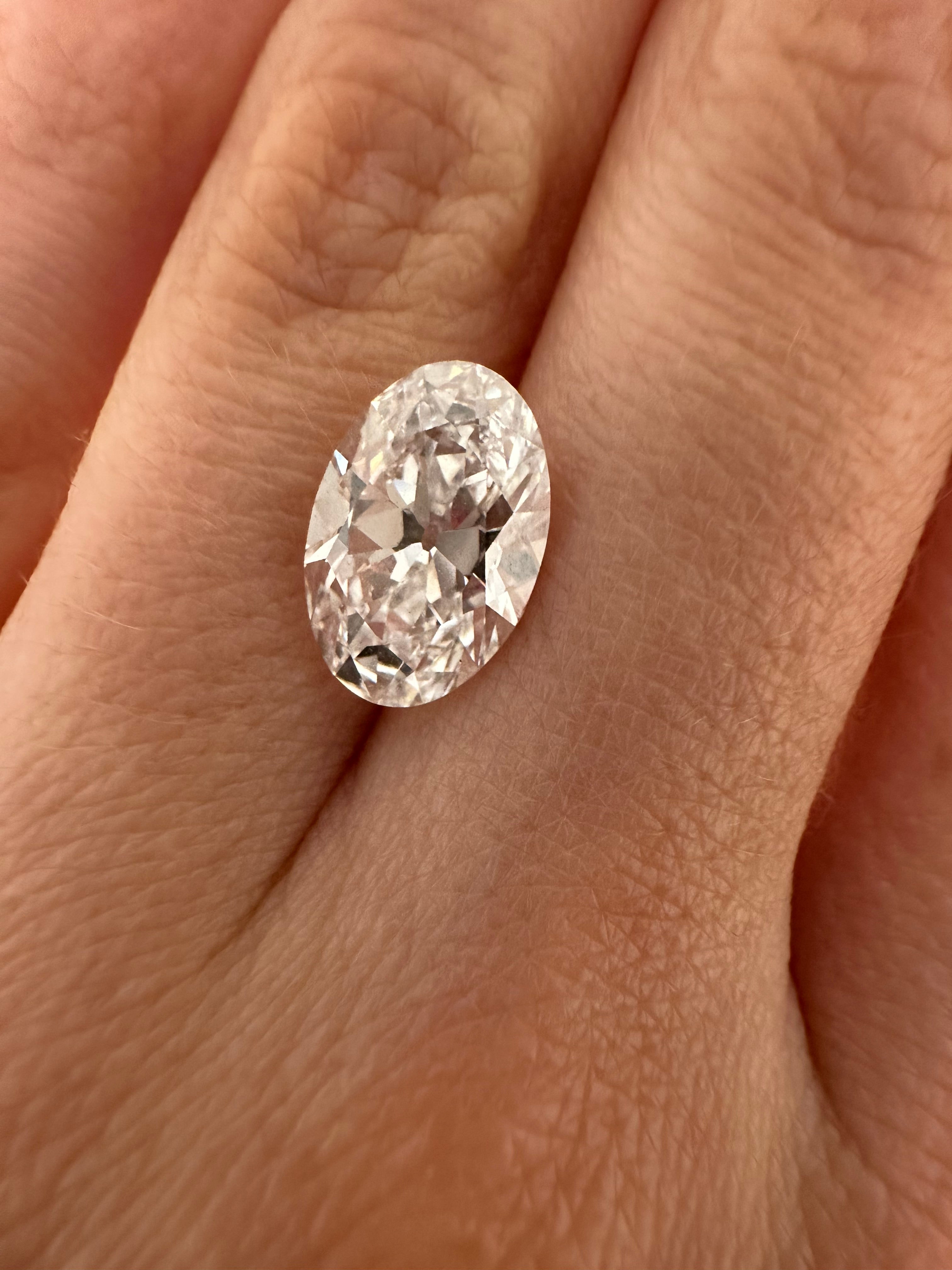 3.08 CARAT ANTIQUE/MODERN HYBRID OVAL LAB DIAMOND