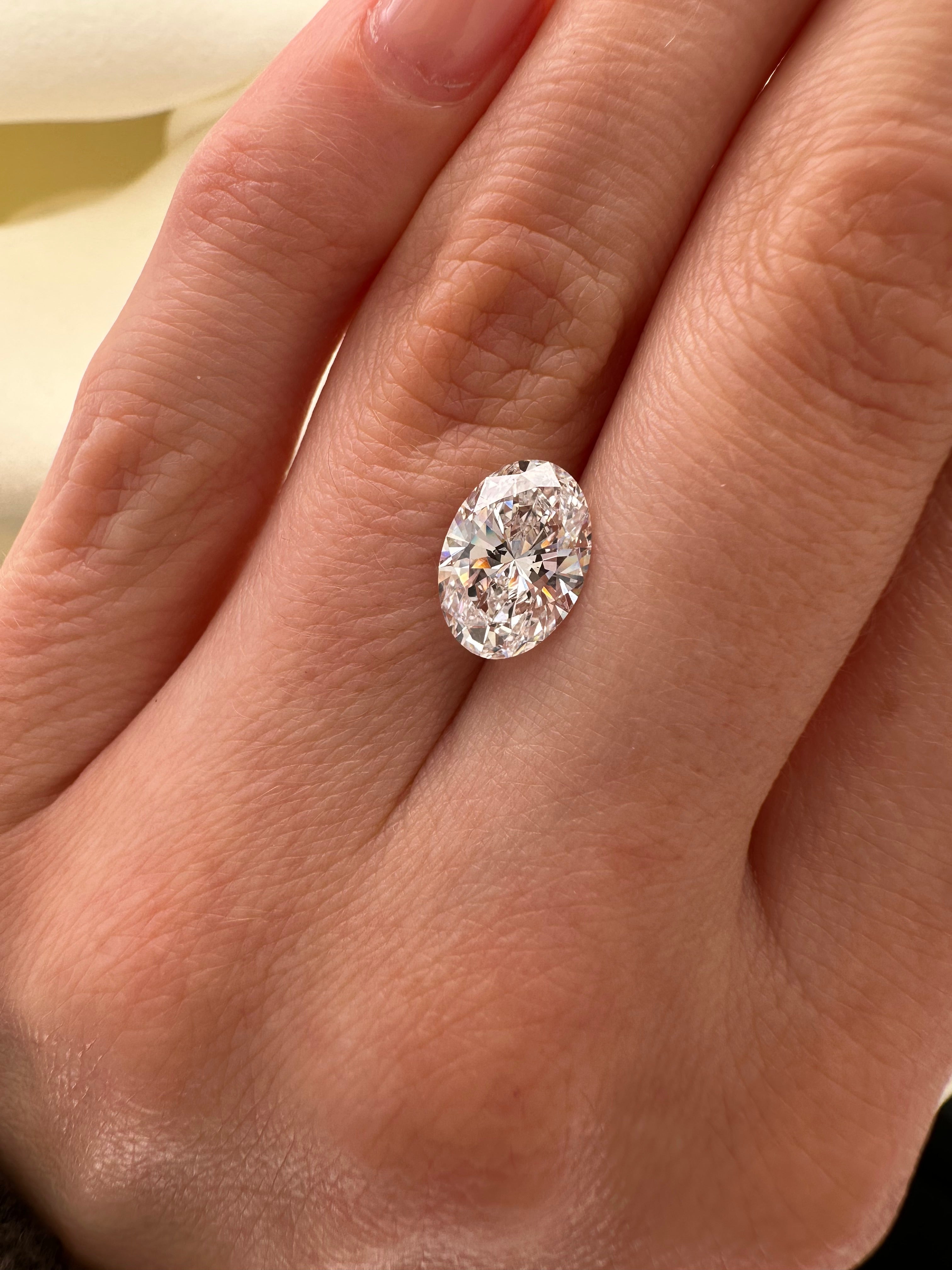 2.09 CARAT OVAL LAB GROWN DIAMOND