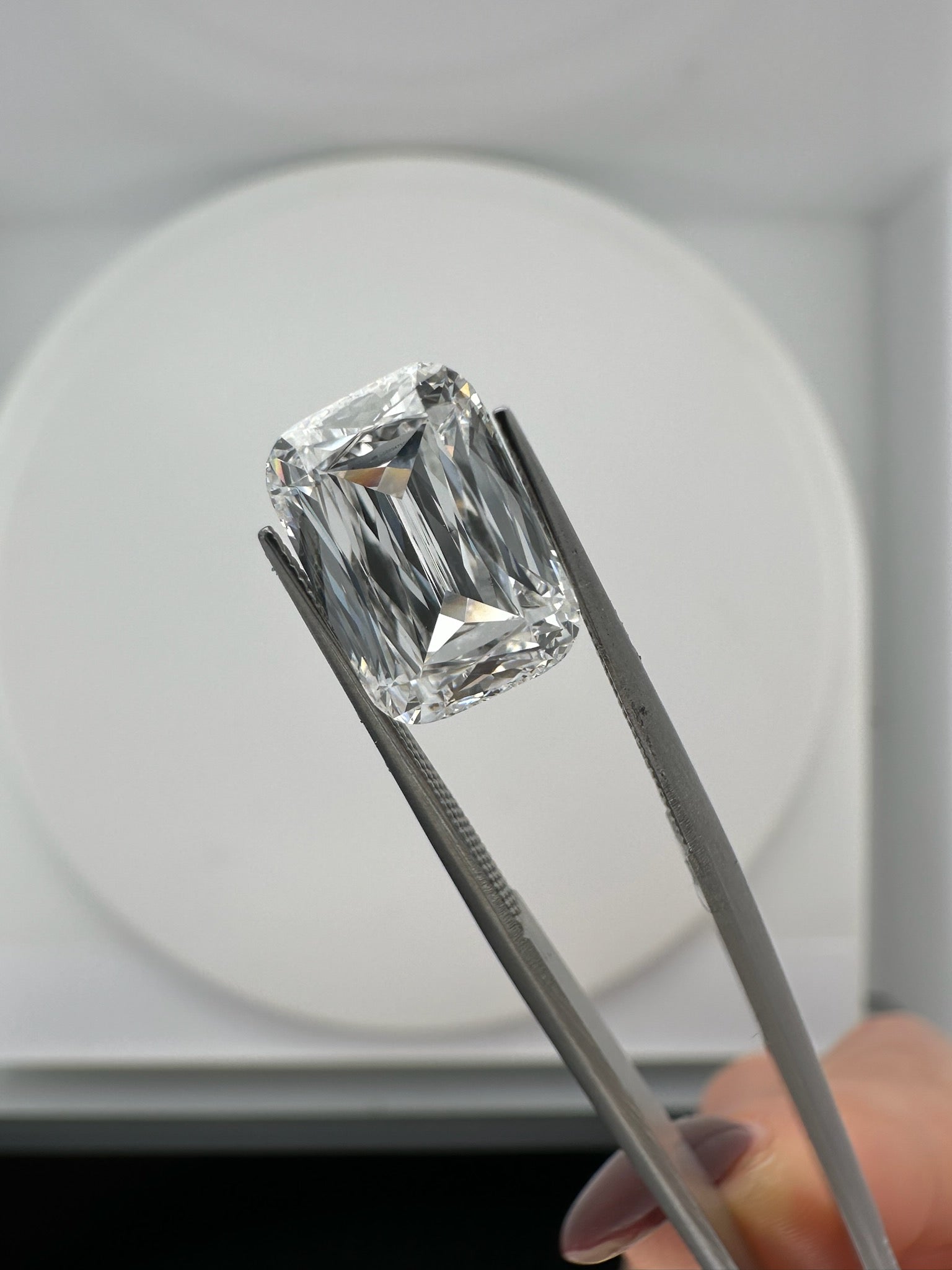 3.50 CARAT SCISSOR CUT LAB DIAMOND