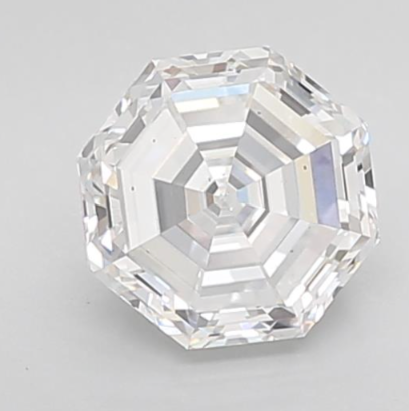 2.53 CARAT OCTAGON LAB DIAMOND