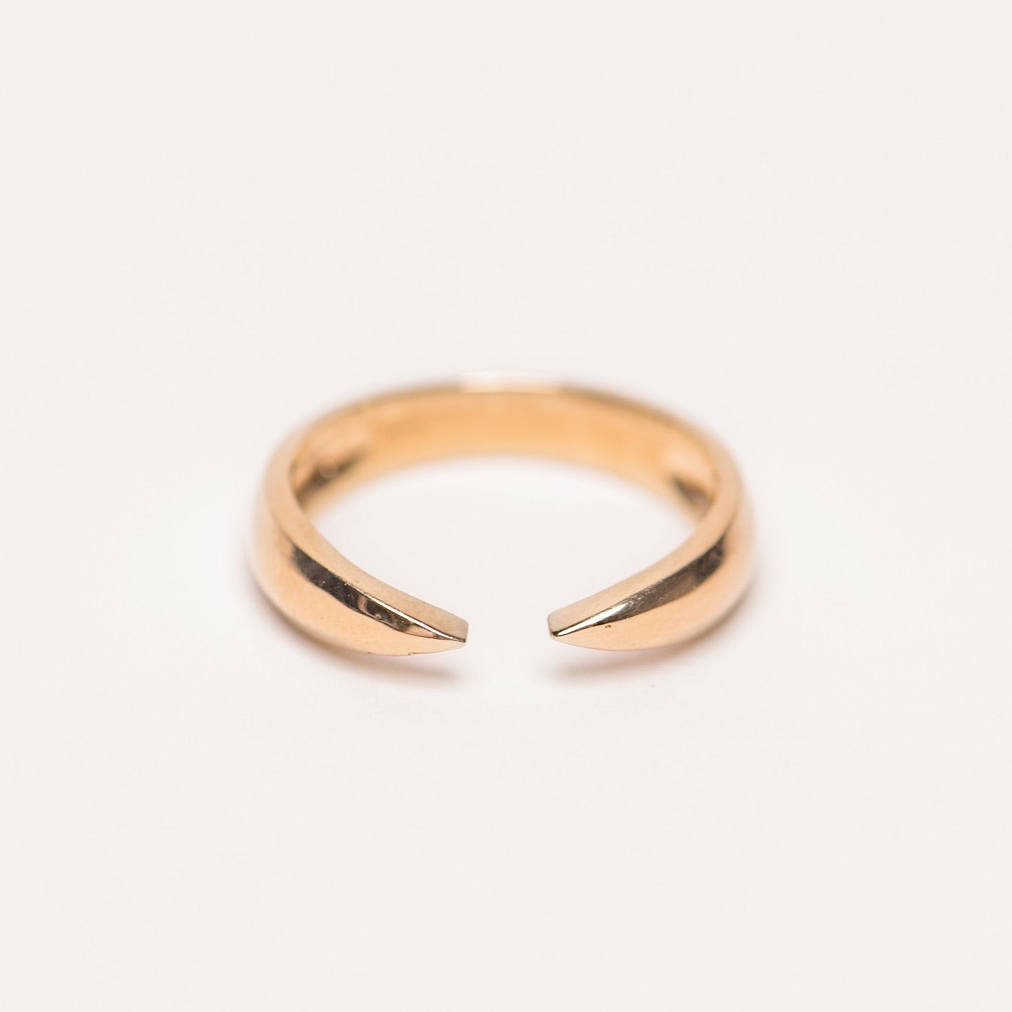 GOLD CLAW RING
