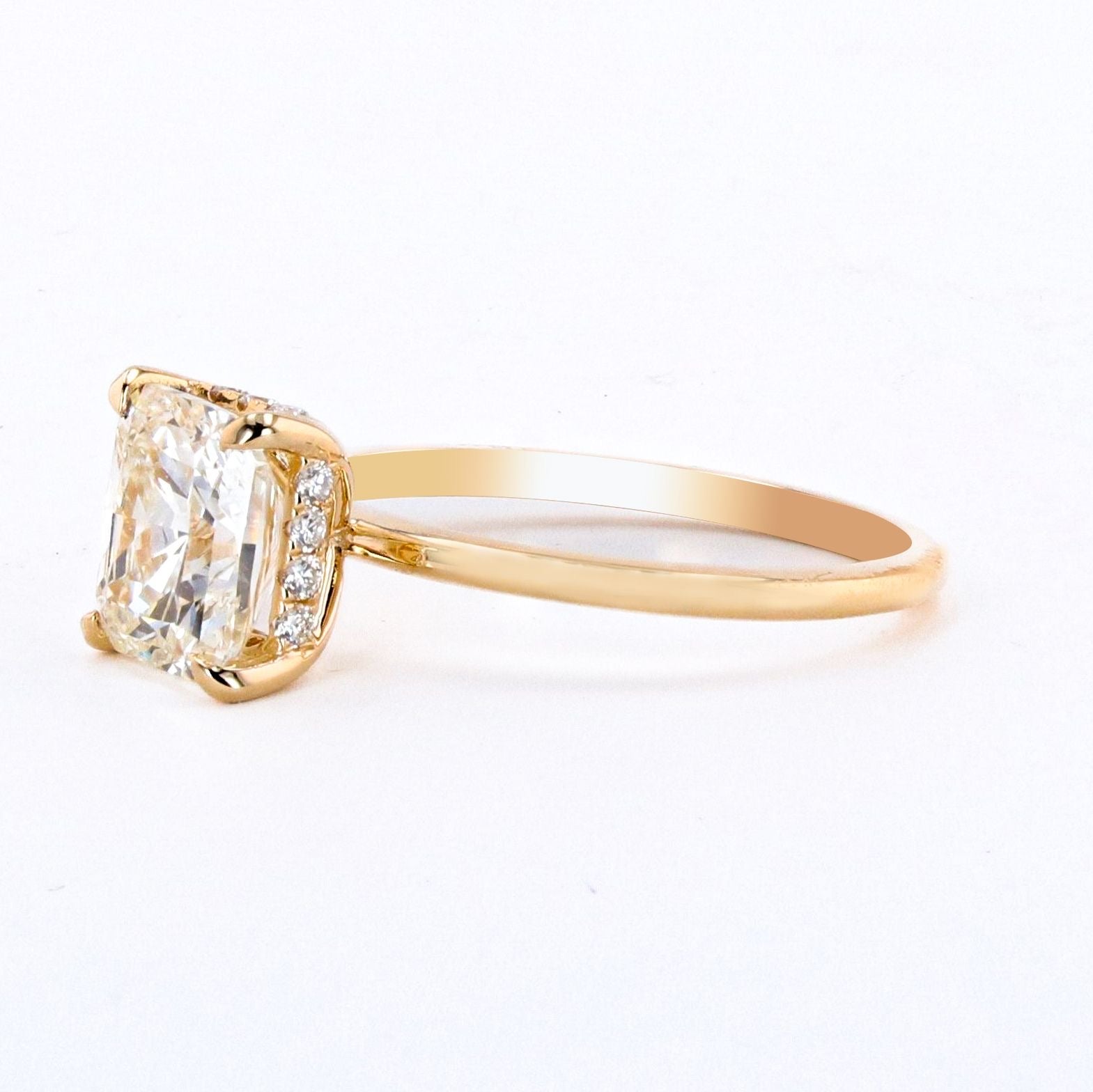 2.02 CARAT RADIANT CUT DIAMOND ENGAGEMENT RING