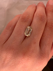 2.50 CARAT LIGHT YELLOW CRISS CUT