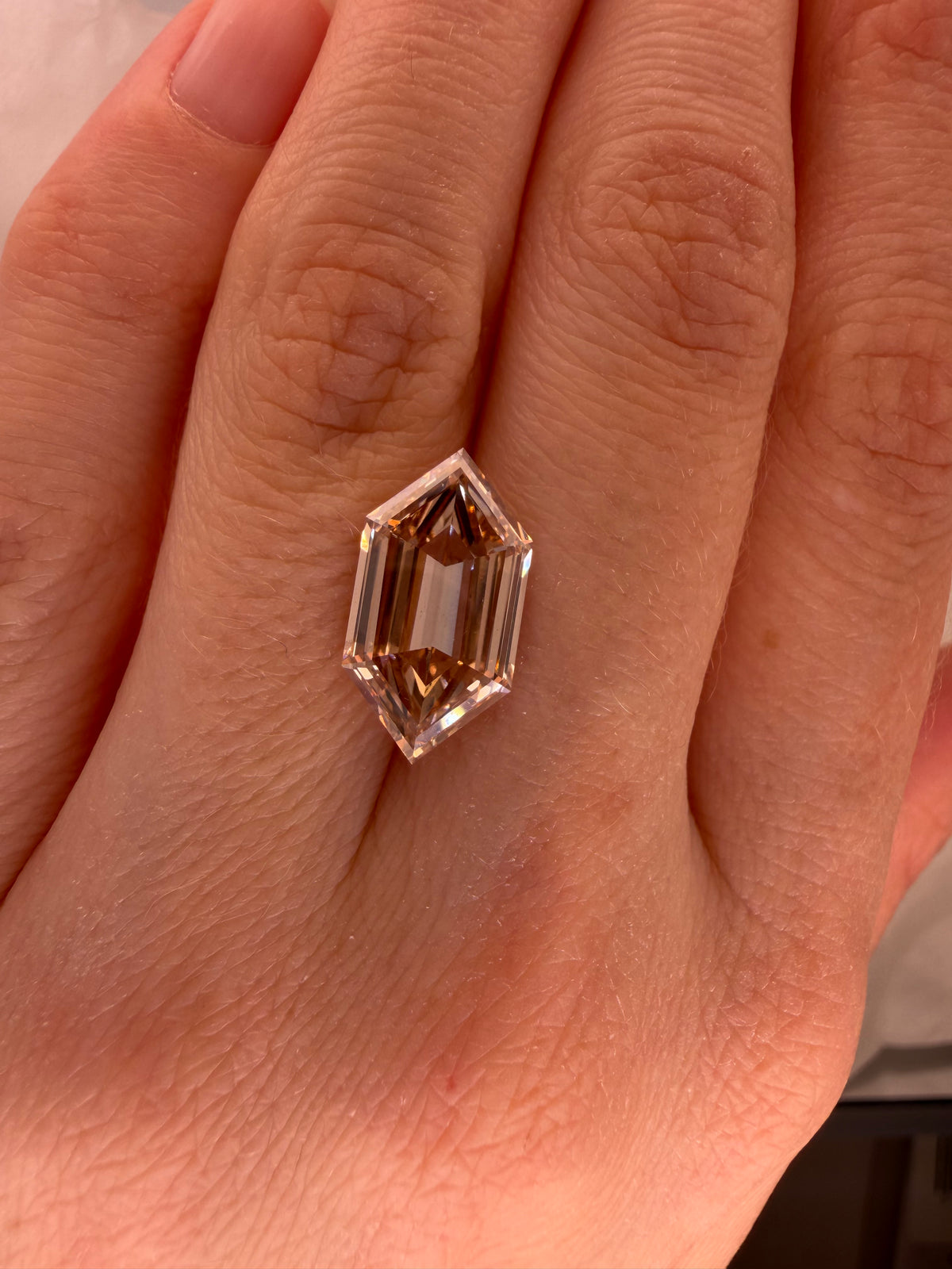 4.42 CARAT CHAMPAGNE HEXAGON LAB DIAMOND