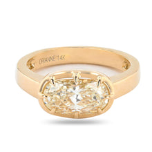 Load image into Gallery viewer, 1.84 CARAT CHAMPAGNE EAST WEST OVAL DIAMOND RING