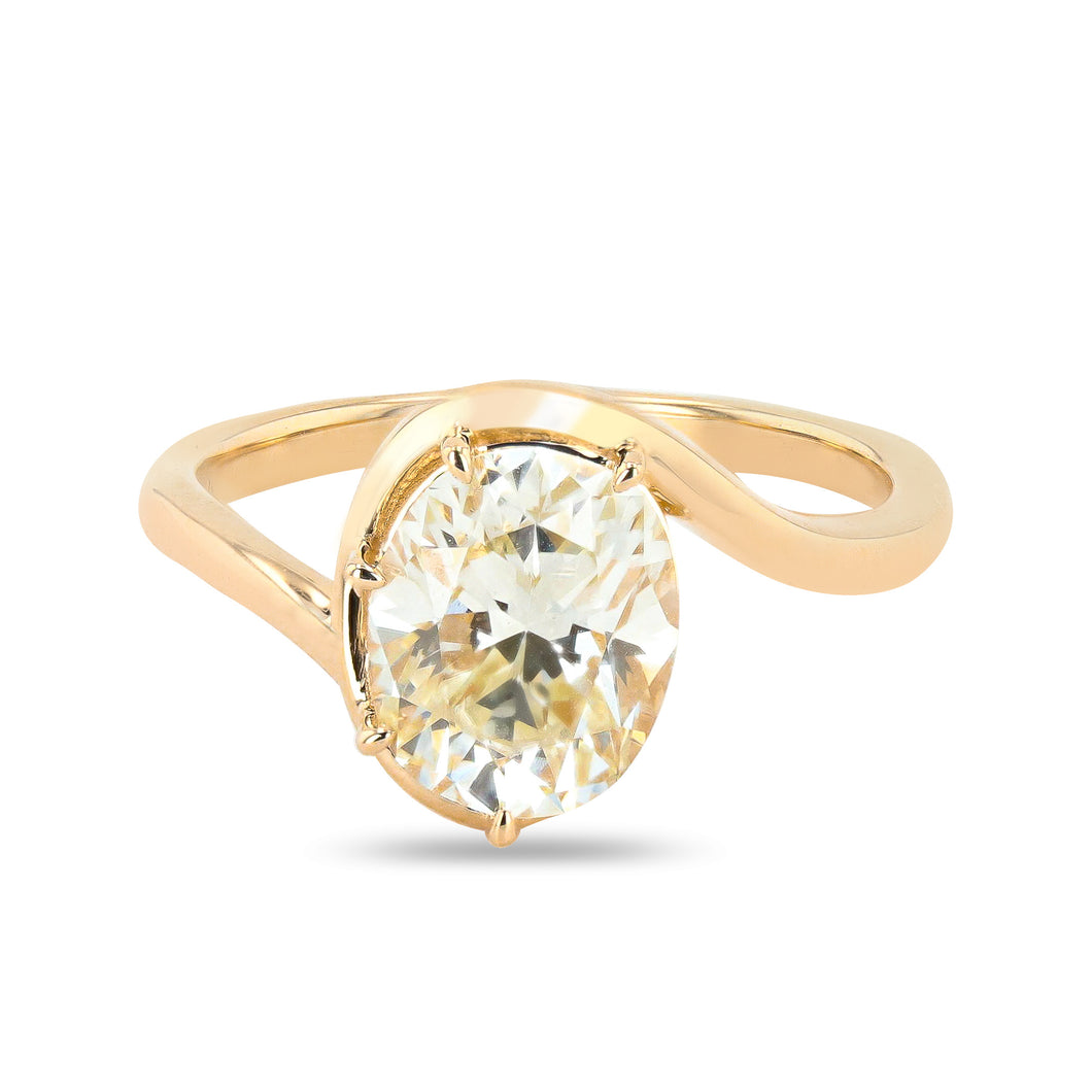 2.00 CARAT CHAMPAGNE OVAL DIAMOND RING