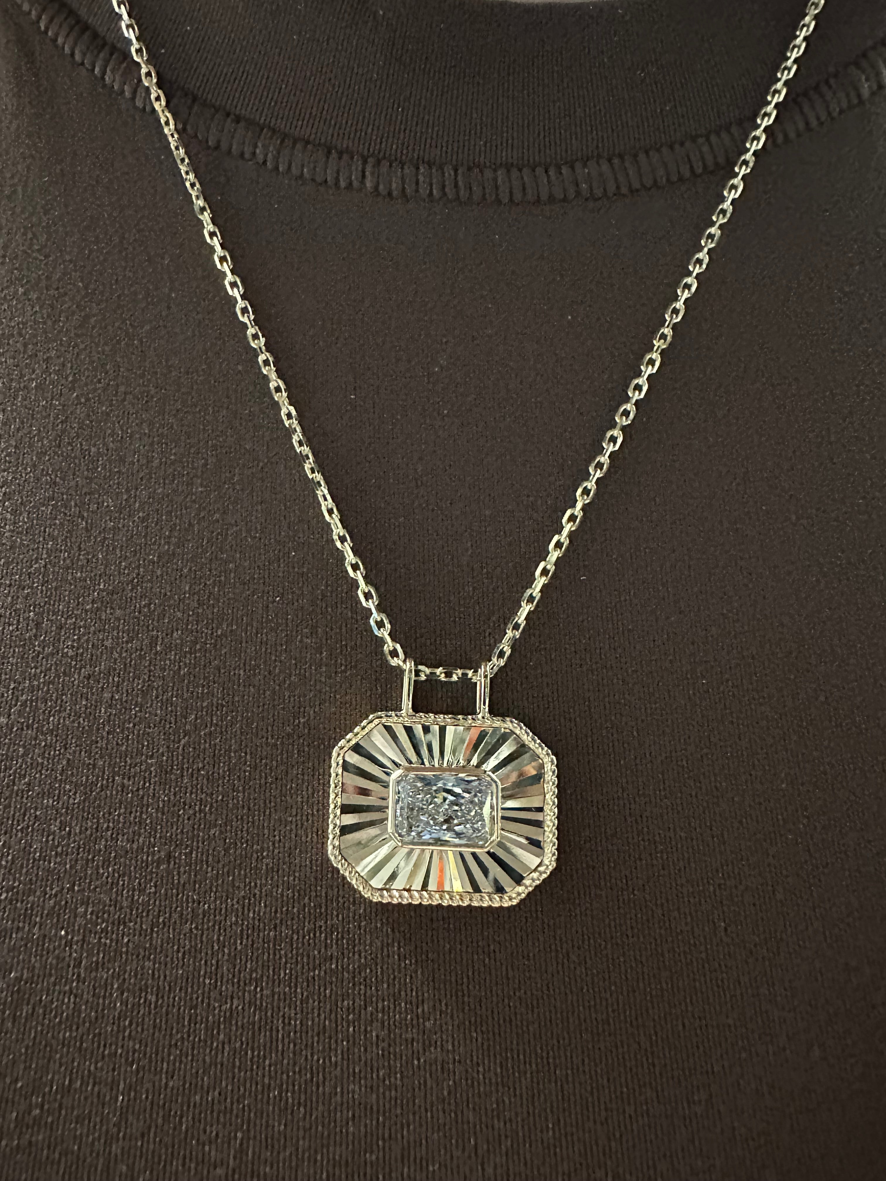 RADIANT CUT FLUTED LAB DIAMOND PENDANT