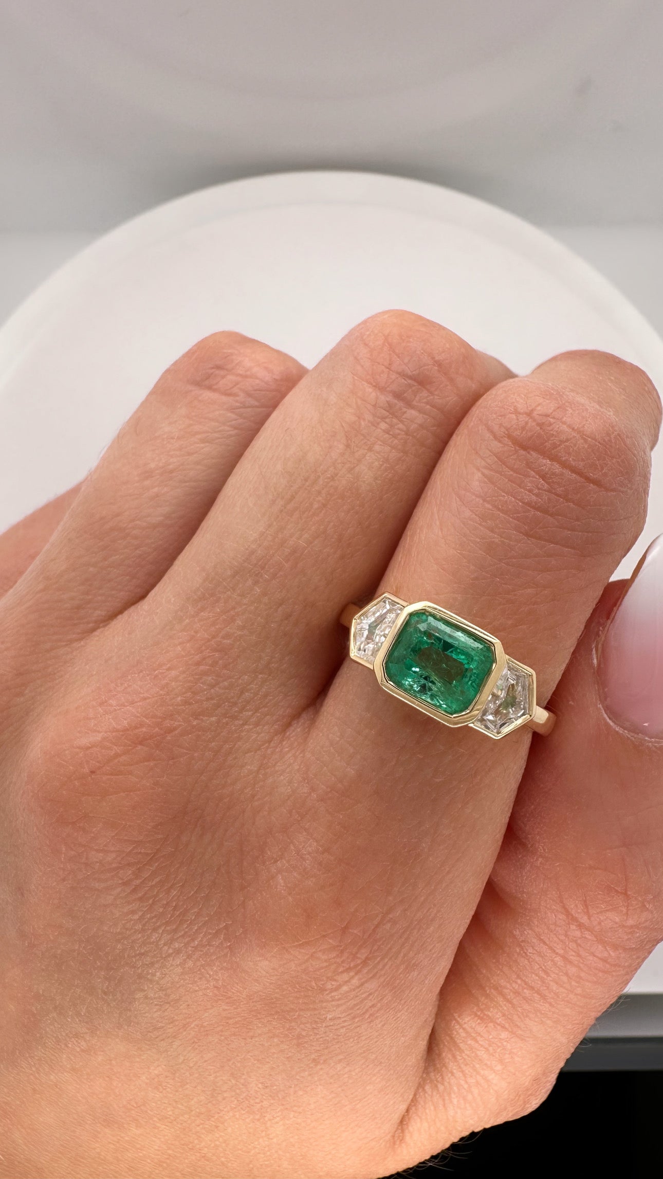 COLOMBIAN EMERALD AND CADILLAC DIAMOND BEZEL RING – O R I A N N E