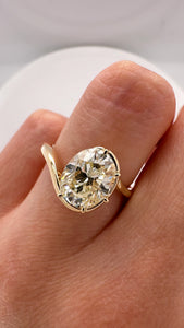 2.00 CARAT CHAMPAGNE OVAL DIAMOND RING