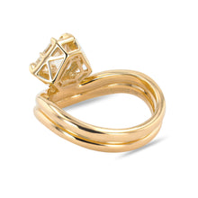 Load image into Gallery viewer, 1.55 CARAT KITE SHAPE DIAMOND RING