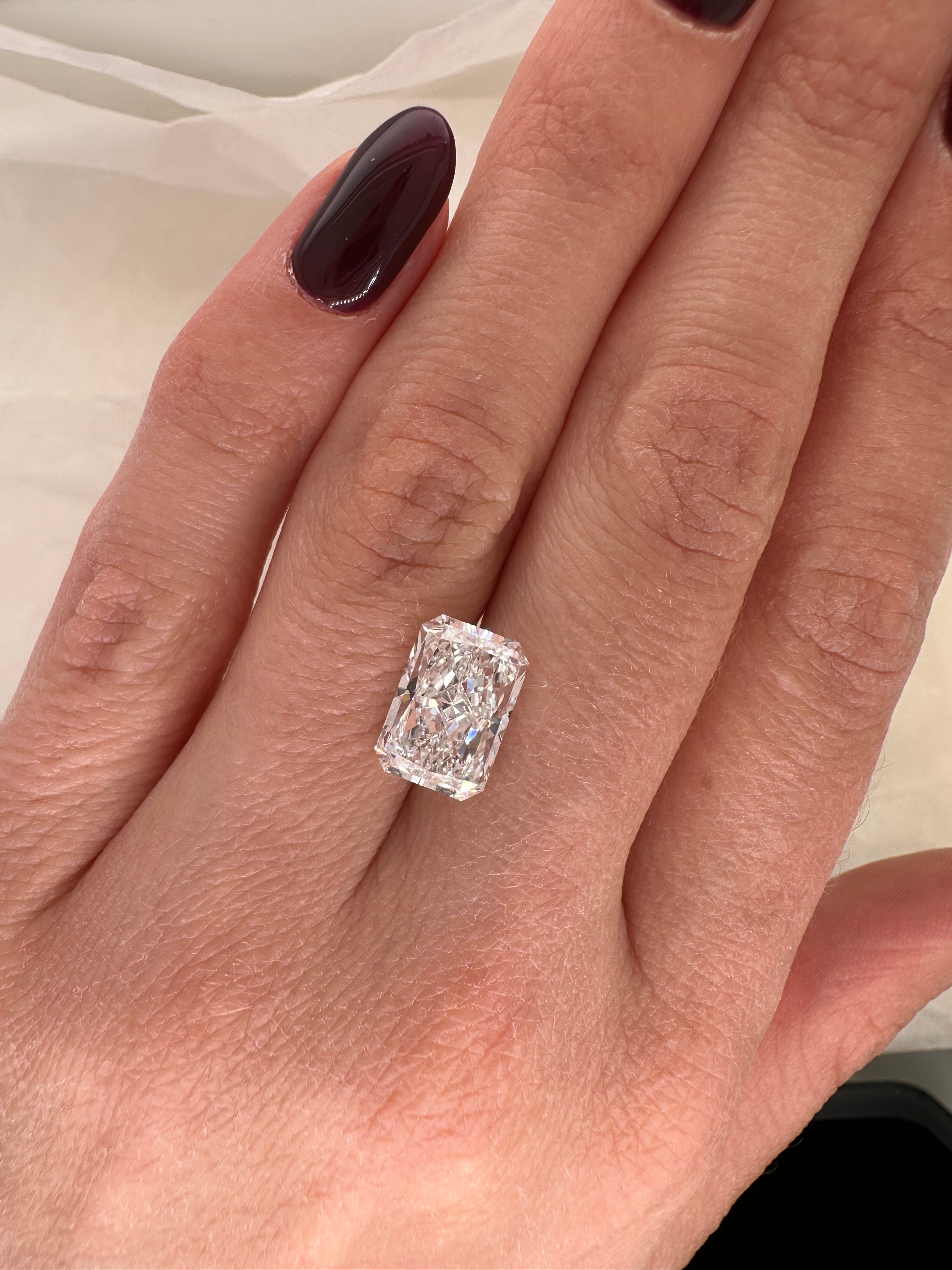 3.50 CARAT RADIANT CUT LAB DIAMOND