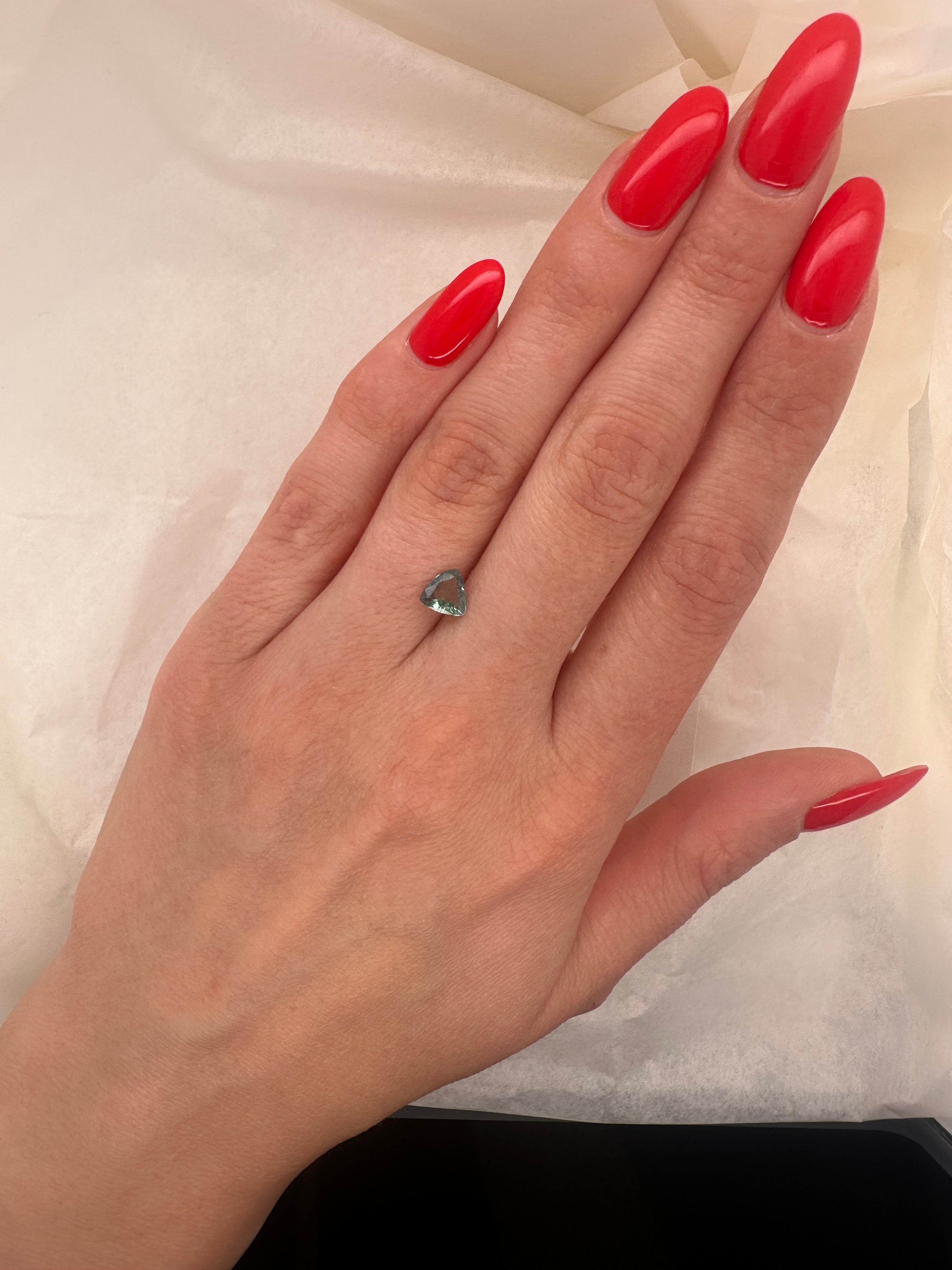 0.65 CARAT ALEXANDRITE