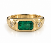 THE ESMERALDA SIGNET