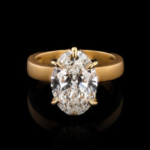 Load image into Gallery viewer, 3.00 CARAT LAB GROWN OVAL SOLITAIRE