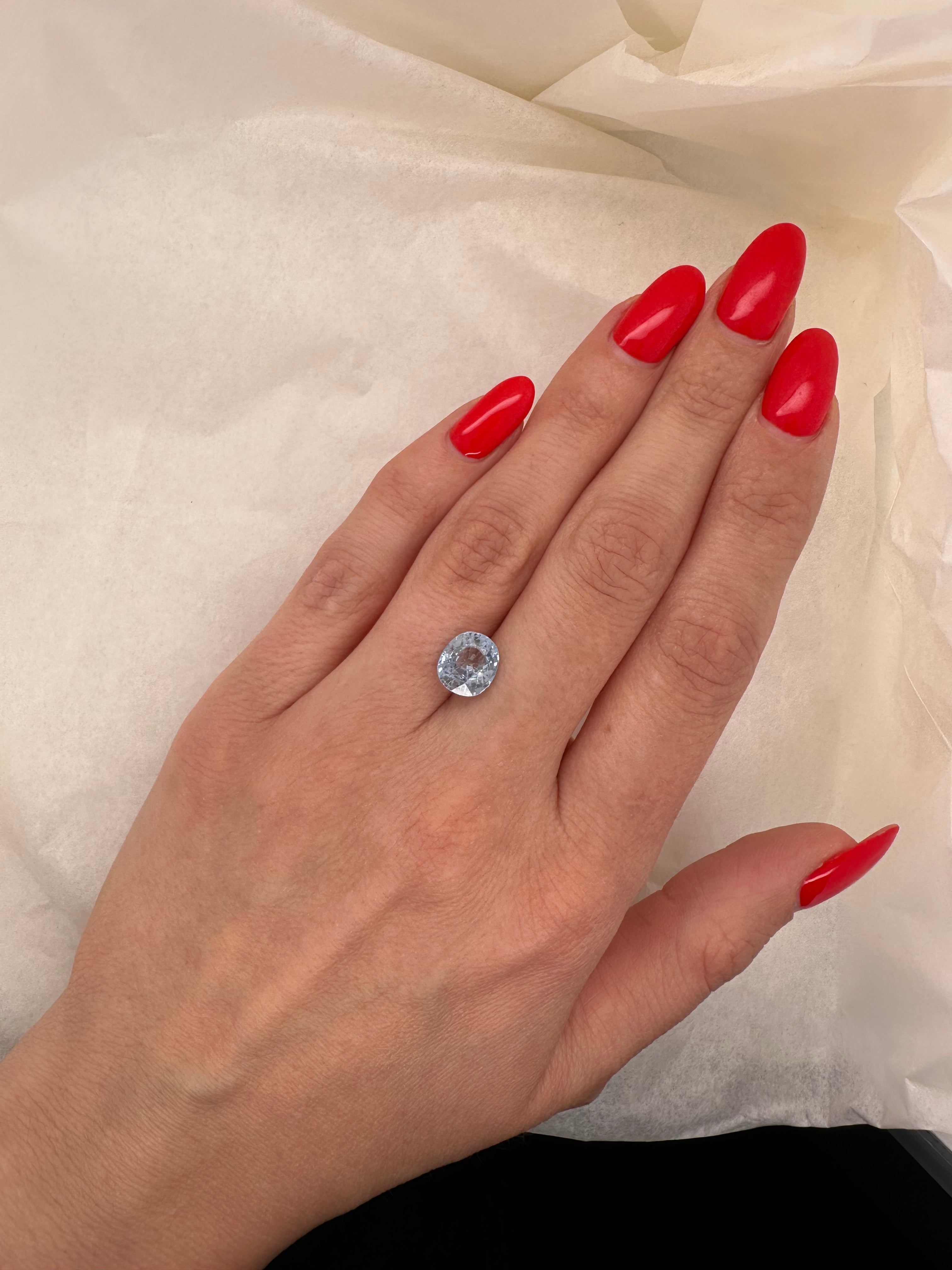 2.87 CARAT NO HEAT SAPPHIRE