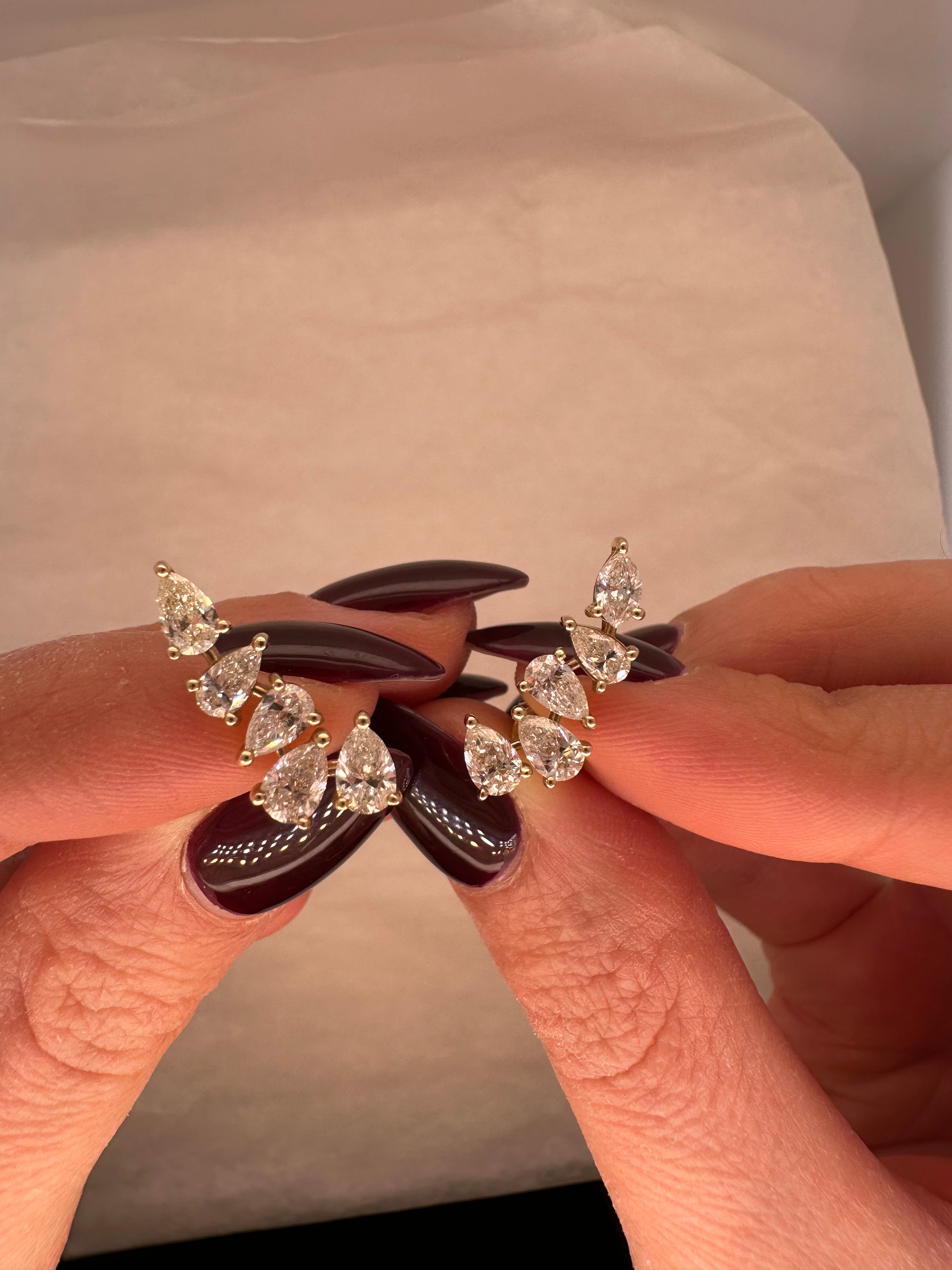 THE DIAMOND PEAR EAR CRAWLER