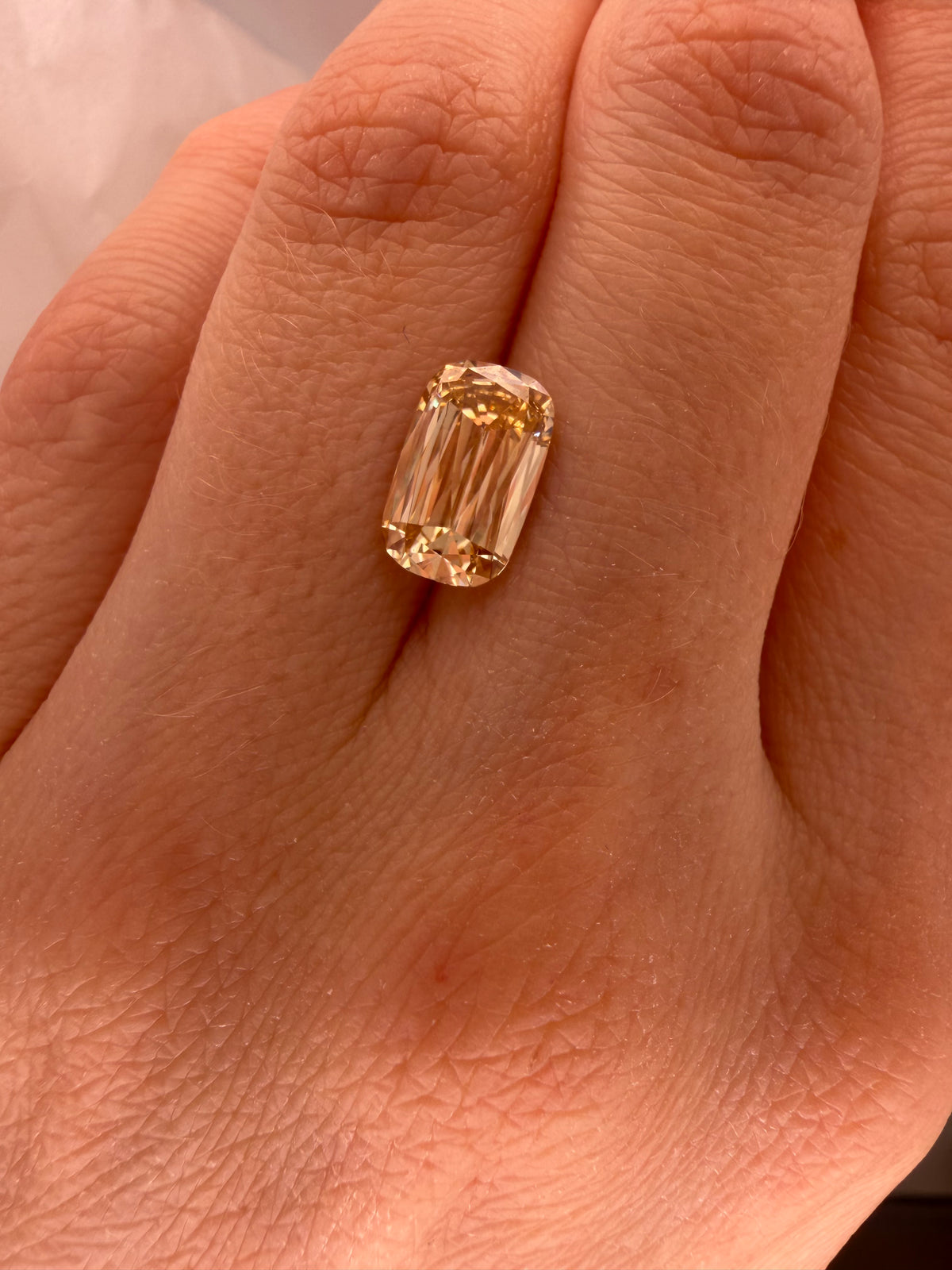 2.02 CARAT YELLOW CRISS CUT LAB DIAMOND ￼