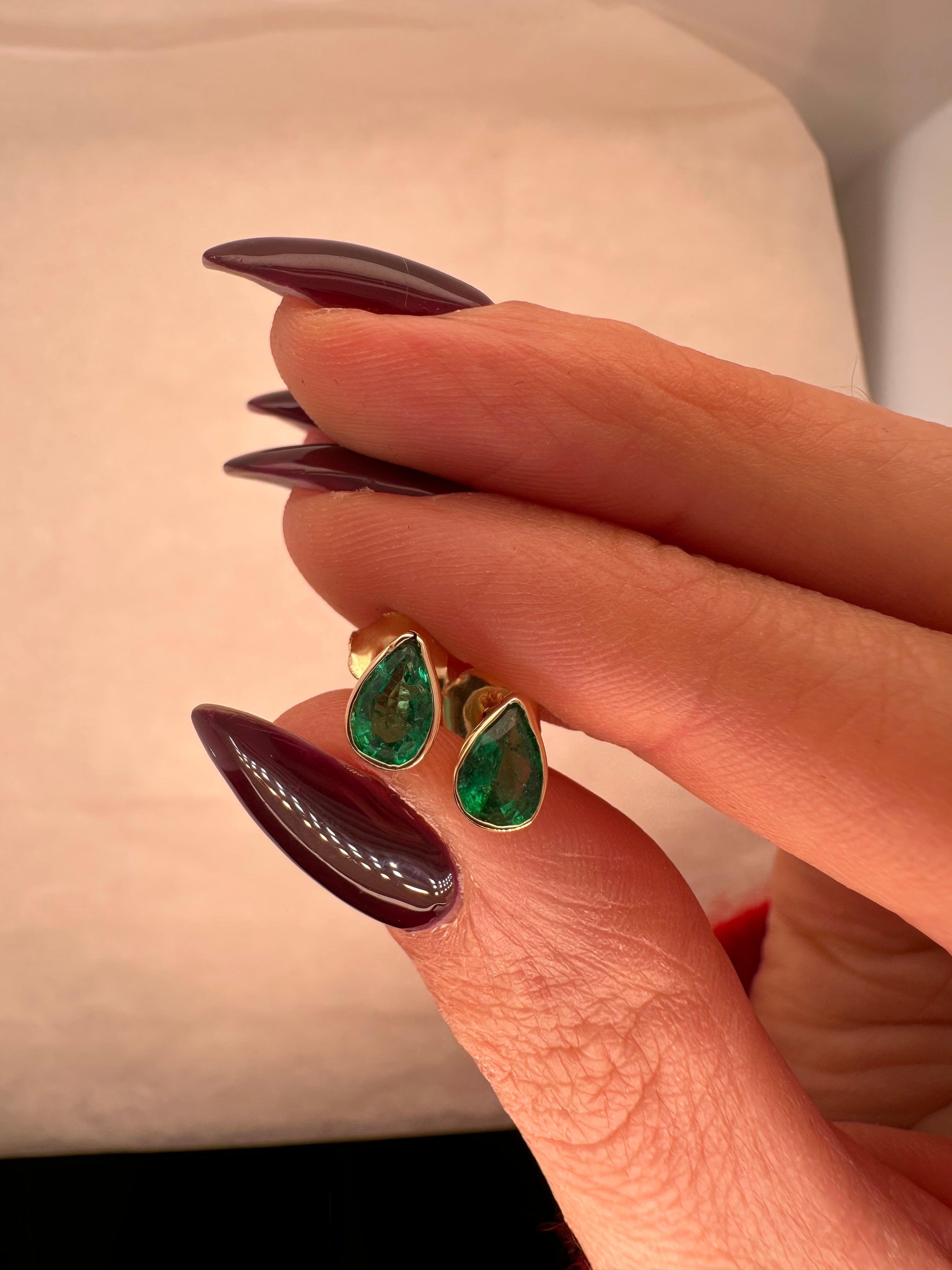 EMERALD PEAR BEZEL STUDS