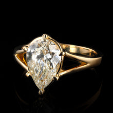 Load image into Gallery viewer, 2.02 CARAT PEAR SHAPE OPEN SPLIT SHANK RING