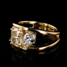 Load image into Gallery viewer, 2.12 CARAT CHAMPAGNE AND WHITE DIAMOND TOI ET MOI