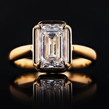 Load image into Gallery viewer, 2.51 CARAT EMERALD CUT BEZEL LAB GROWN DIAMOND ENGAGEMENT RING