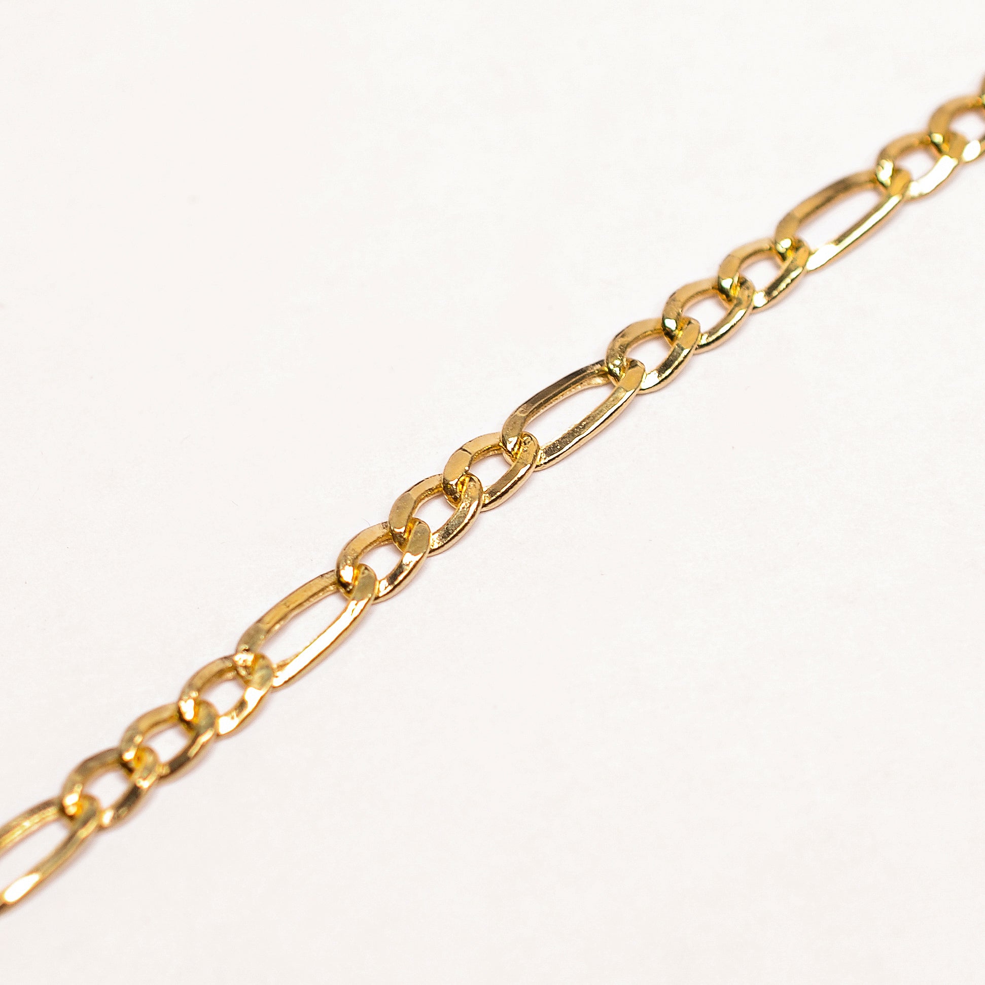 GOLD CHAIN CHOKER