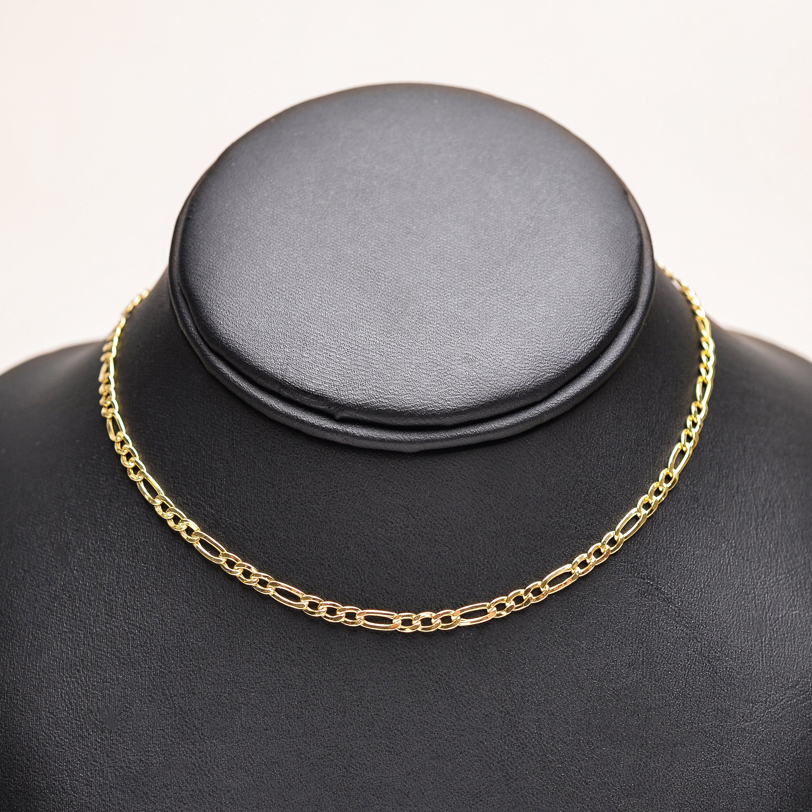 GOLD CHAIN CHOKER