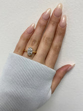 Load image into Gallery viewer, 2.02 CARAT OVAL ENGAGEMENT RING